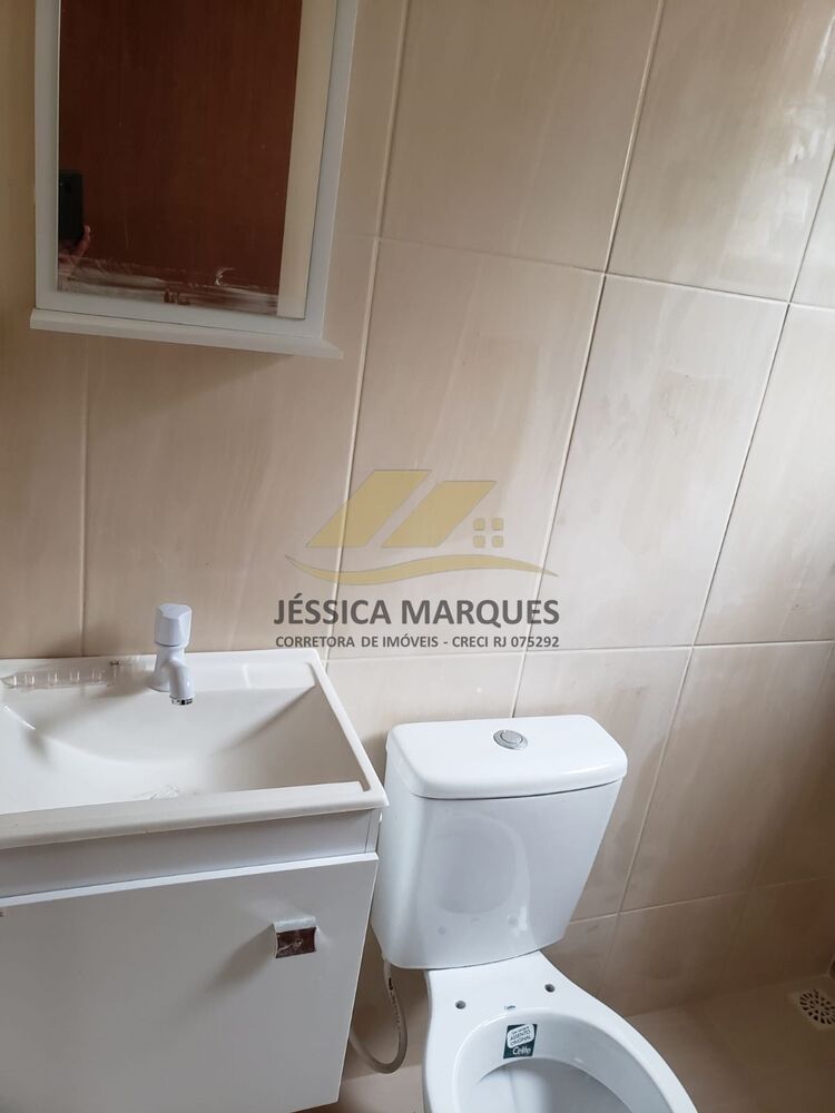Casa à venda com 2 quartos, 136m² - Foto 4