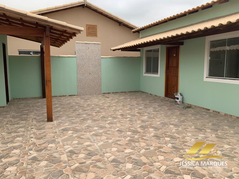 Casa à venda com 2 quartos, 120m² - Foto 1