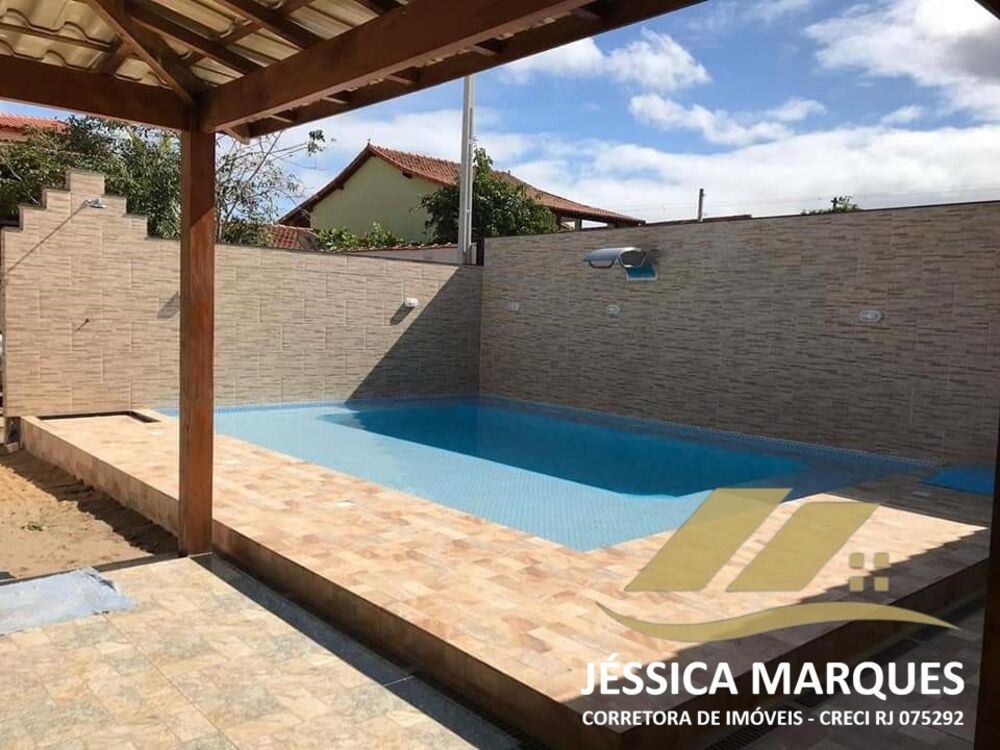 Casa à venda com 2 quartos, 200m² - Foto 4