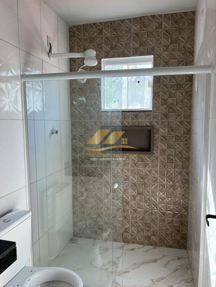 Casa à venda com 2 quartos, 150m² - Foto 1