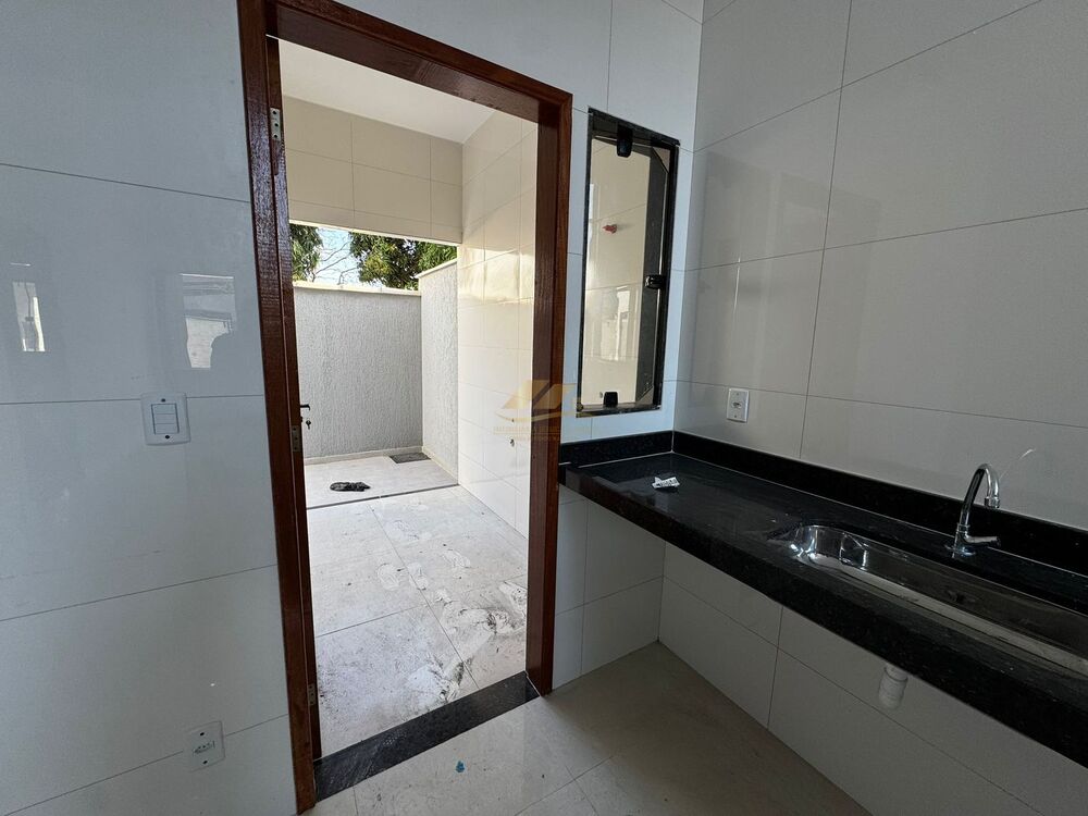 Casa, 3 quartos, 105 m² - Foto 1
