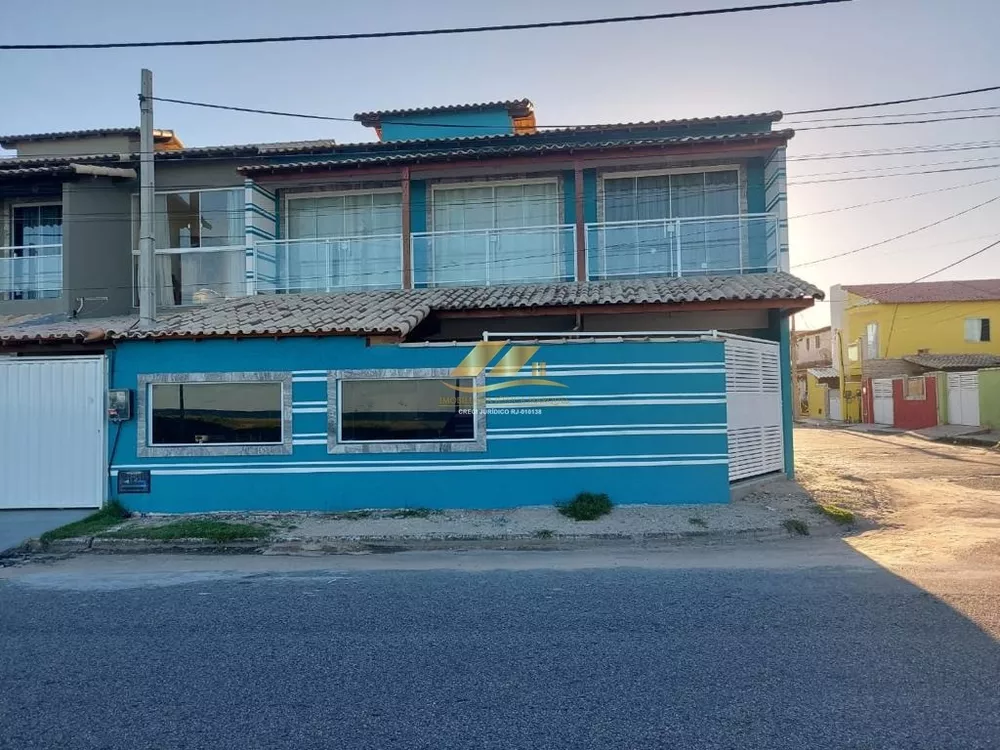 Casa, 4 quartos, 220 m² - Foto 1