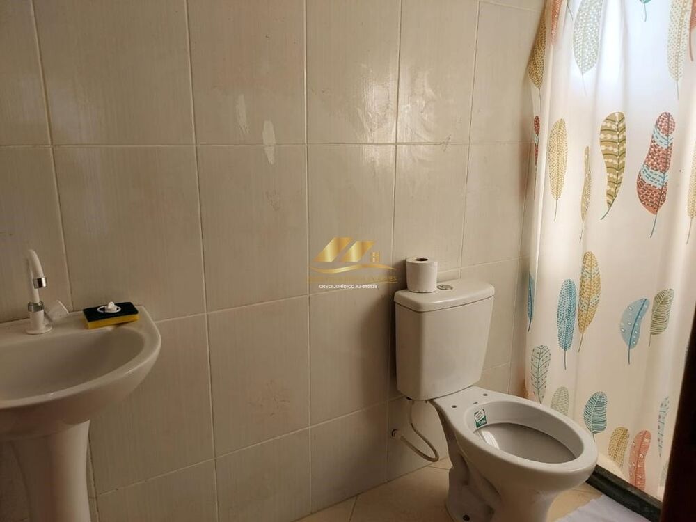 Casa à venda com 4 quartos, 220m² - Foto 4