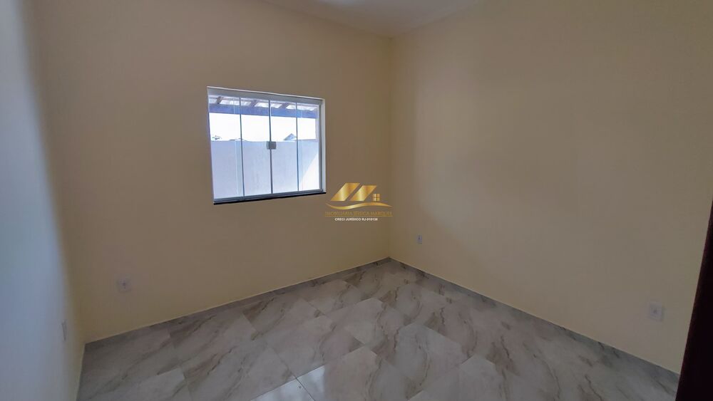Casa à venda com 2 quartos, 120m² - Foto 3