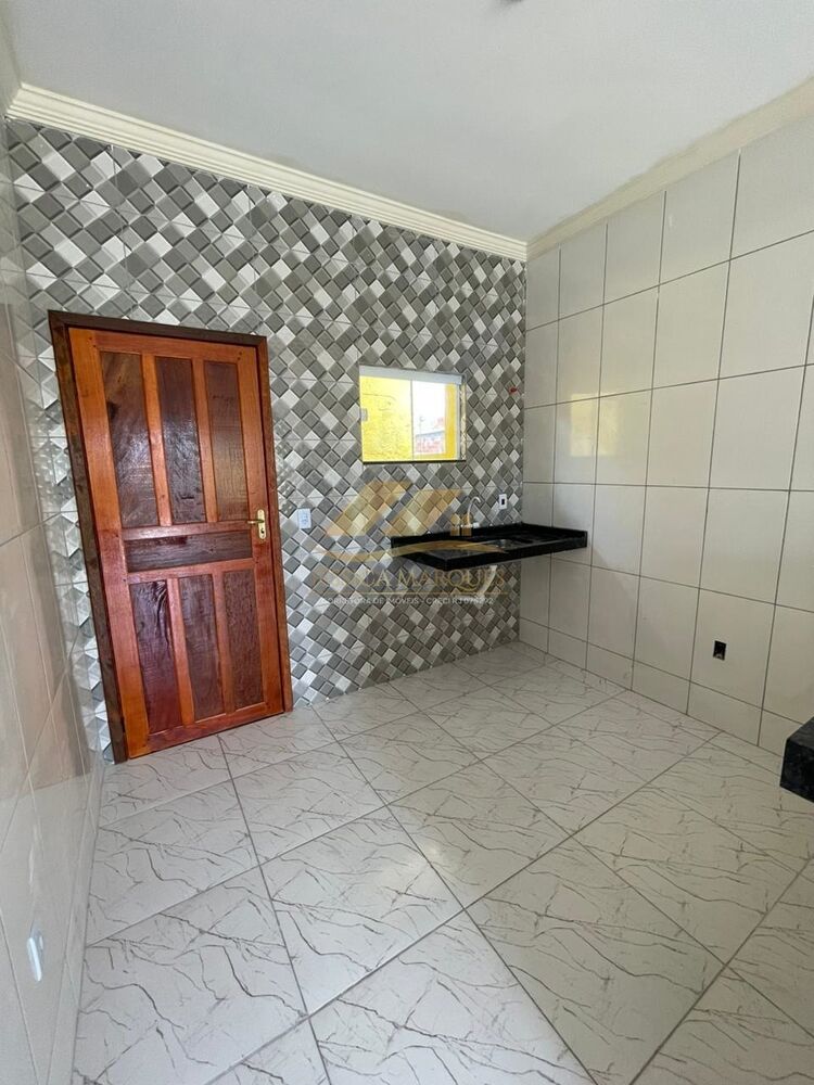 Casa à venda com 2 quartos, 130m² - Foto 3
