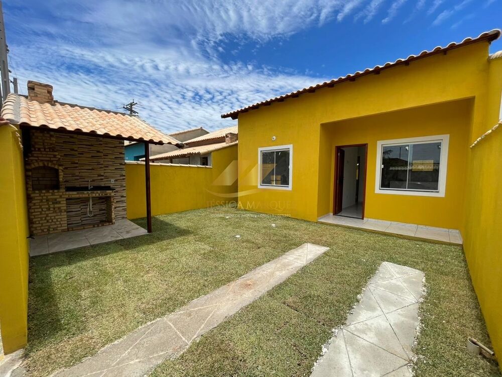 Casa à venda com 2 quartos, 130m² - Foto 1