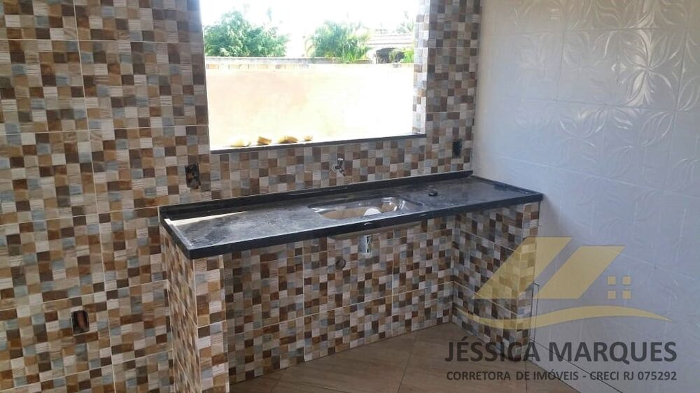 Casa à venda com 2 quartos, 120m² - Foto 3