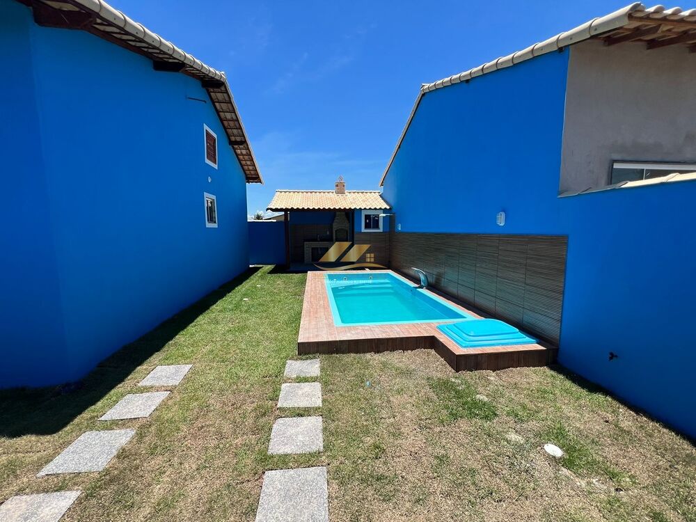 Casa à venda com 2 quartos, 120m² - Foto 2