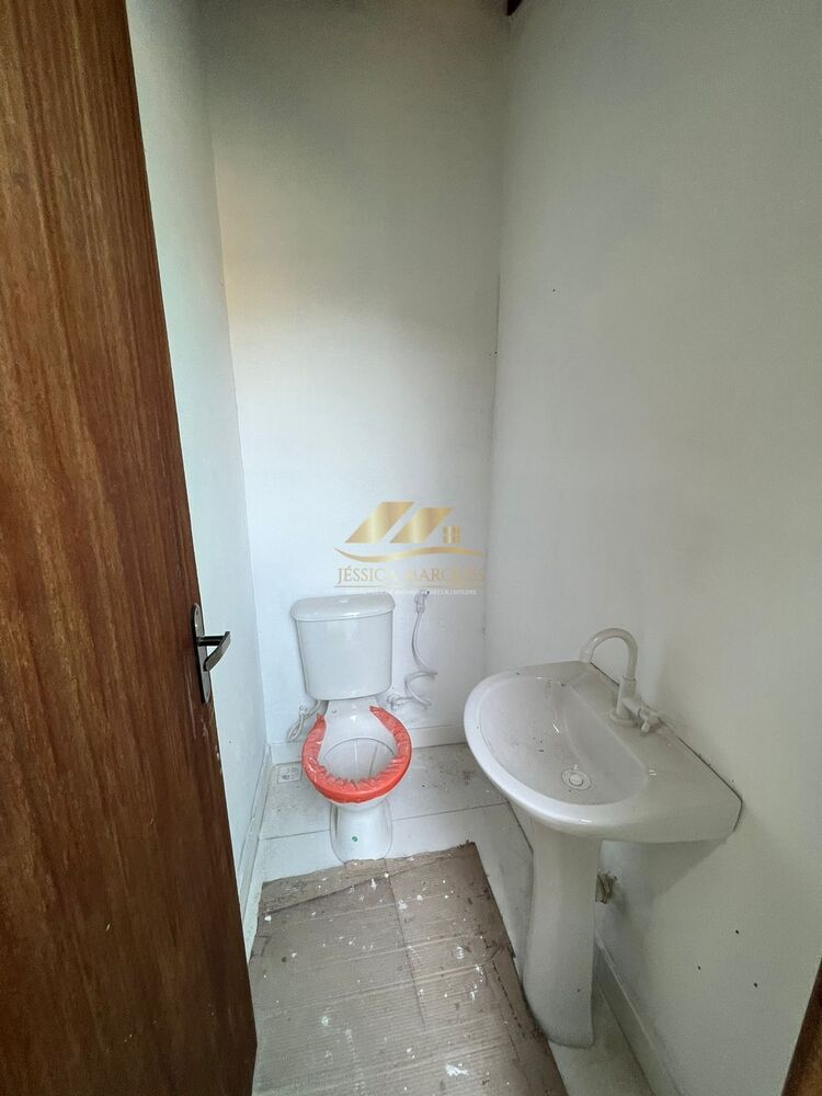 Casa à venda com 2 quartos, 150m² - Foto 3