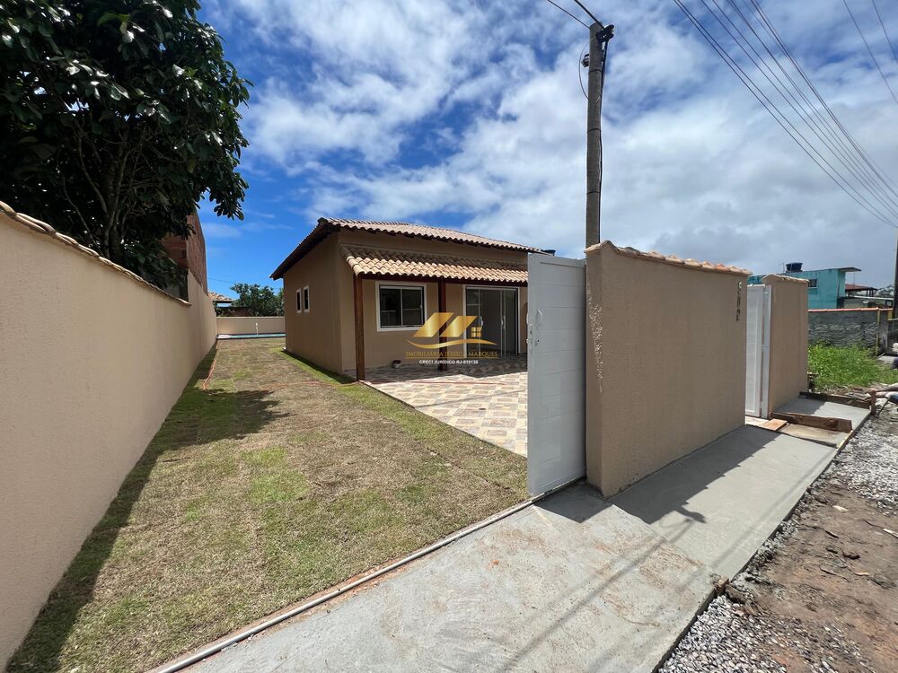 Casa à venda com 2 quartos, 250m² - Foto 2