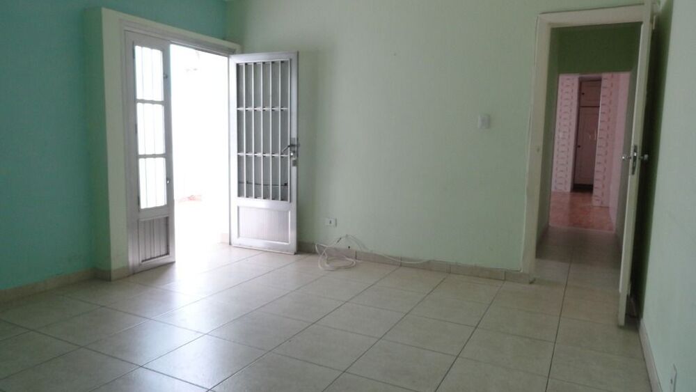 Casa para alugar com 2 quartos, 80m² - Foto 3