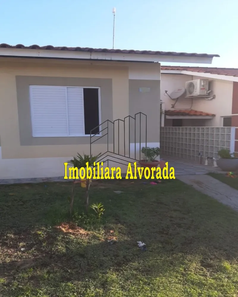 Casa, 3 quartos, 72 m² - Foto 1
