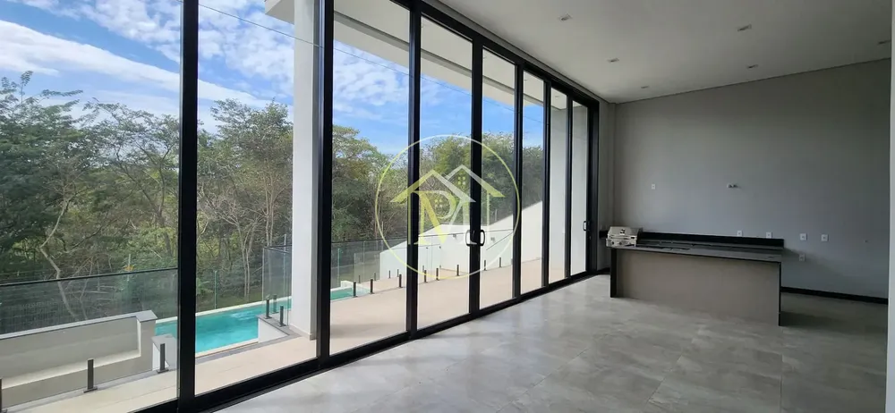 Casa, 3 quartos, 303 m² - Foto 1