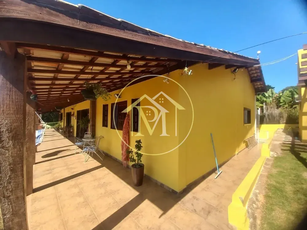 Chácara, 3 quartos, 3285 m² - Foto 1