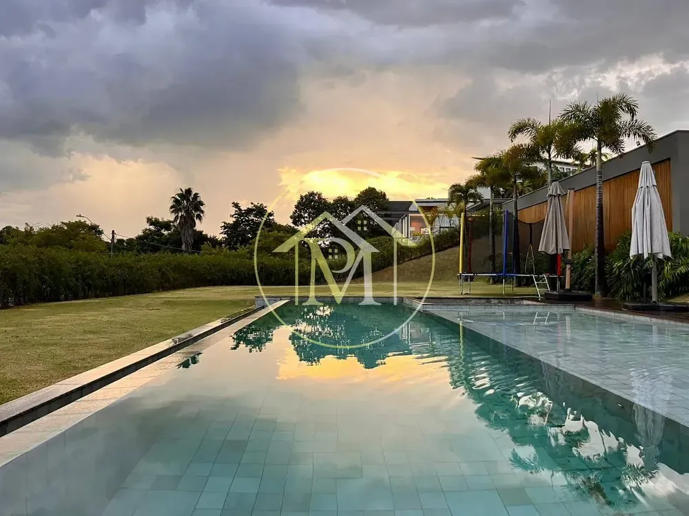 Casa, 7 quartos, 670 m² - Foto 1