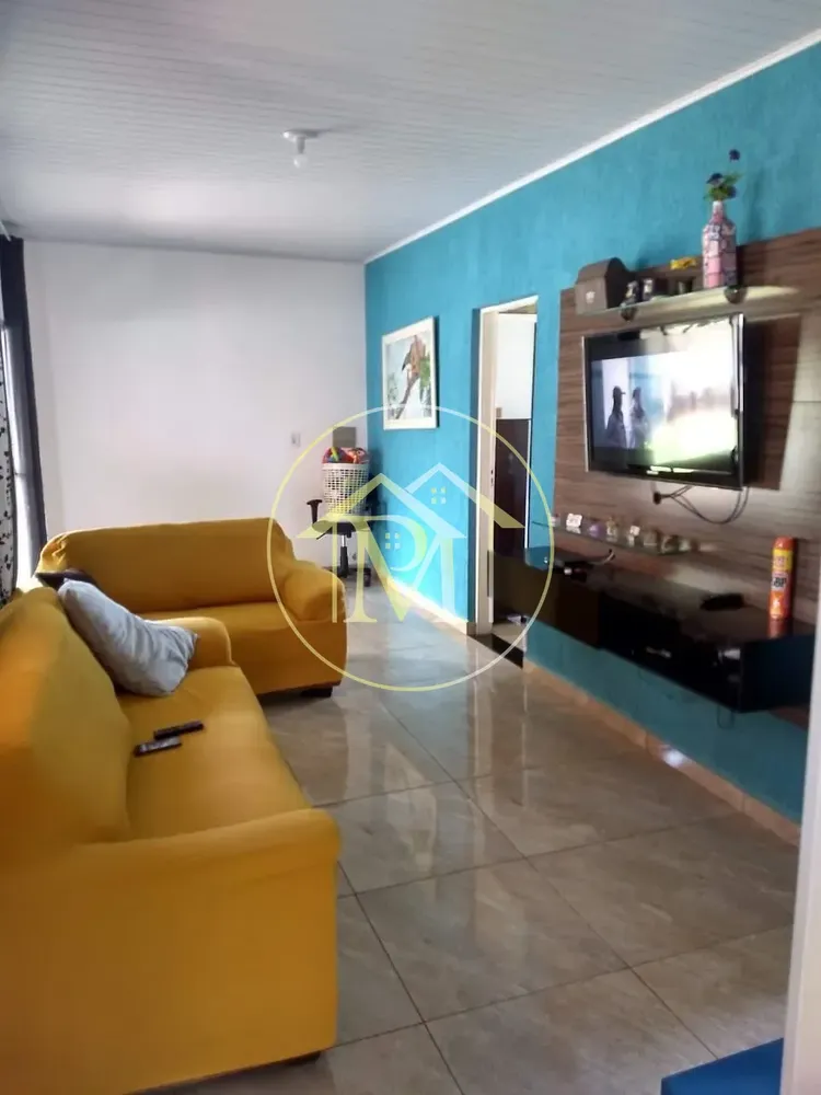 Chácara, 3 quartos, 2040 m² - Foto 2