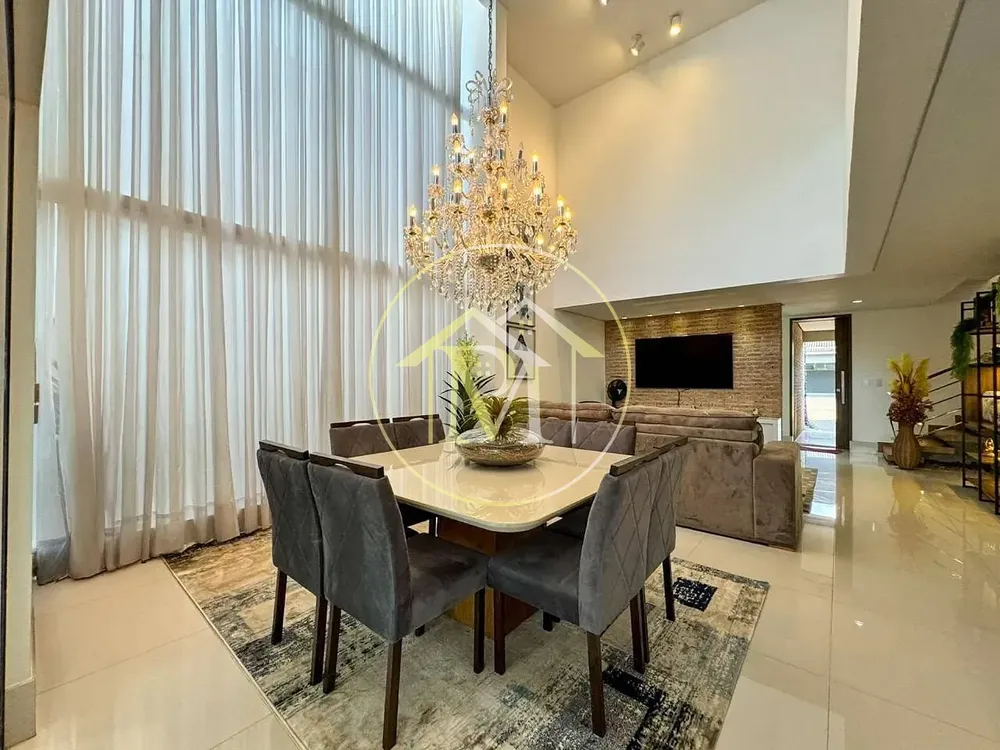 Casa, 3 quartos, 295 m² - Foto 1