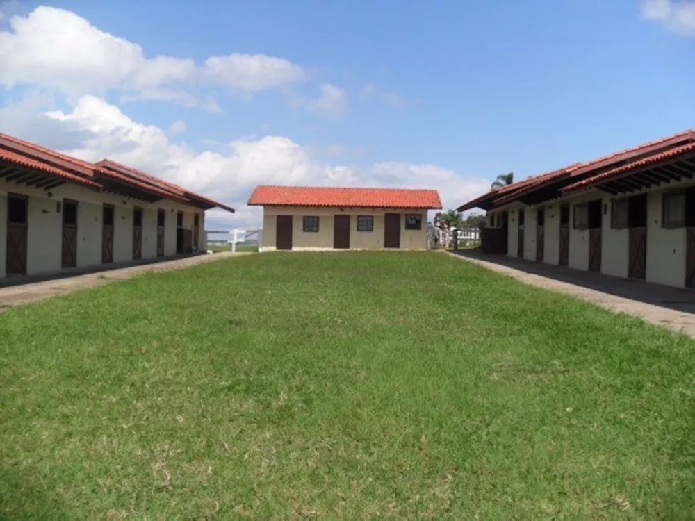 Haras e Área Rural Padrão à venda com 8 quartos, 3800m² - Foto 2