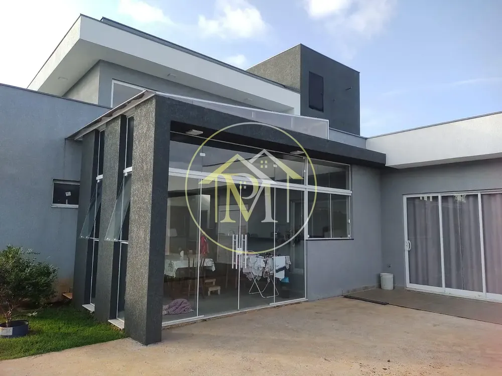 Casa, 3 quartos, 290 m² - Foto 1