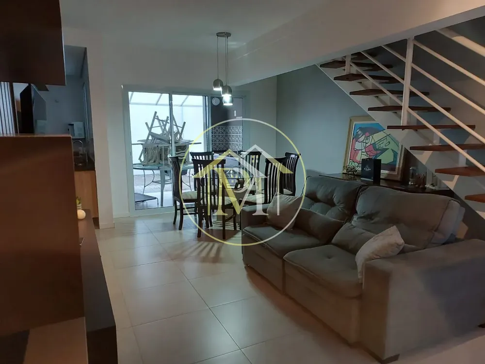 Casa, 3 quartos, 135 m² - Foto 1
