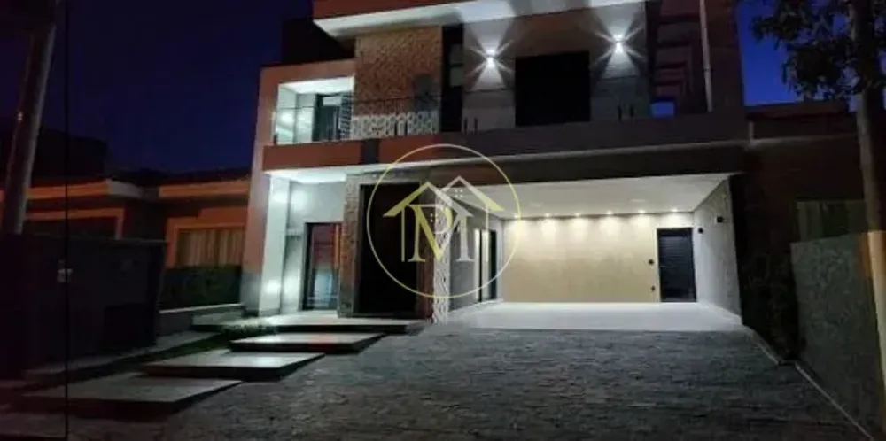 Casa, 3 quartos, 233 m² - Foto 1