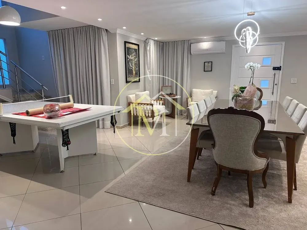 Casa, 3 quartos, 310 m² - Foto 2