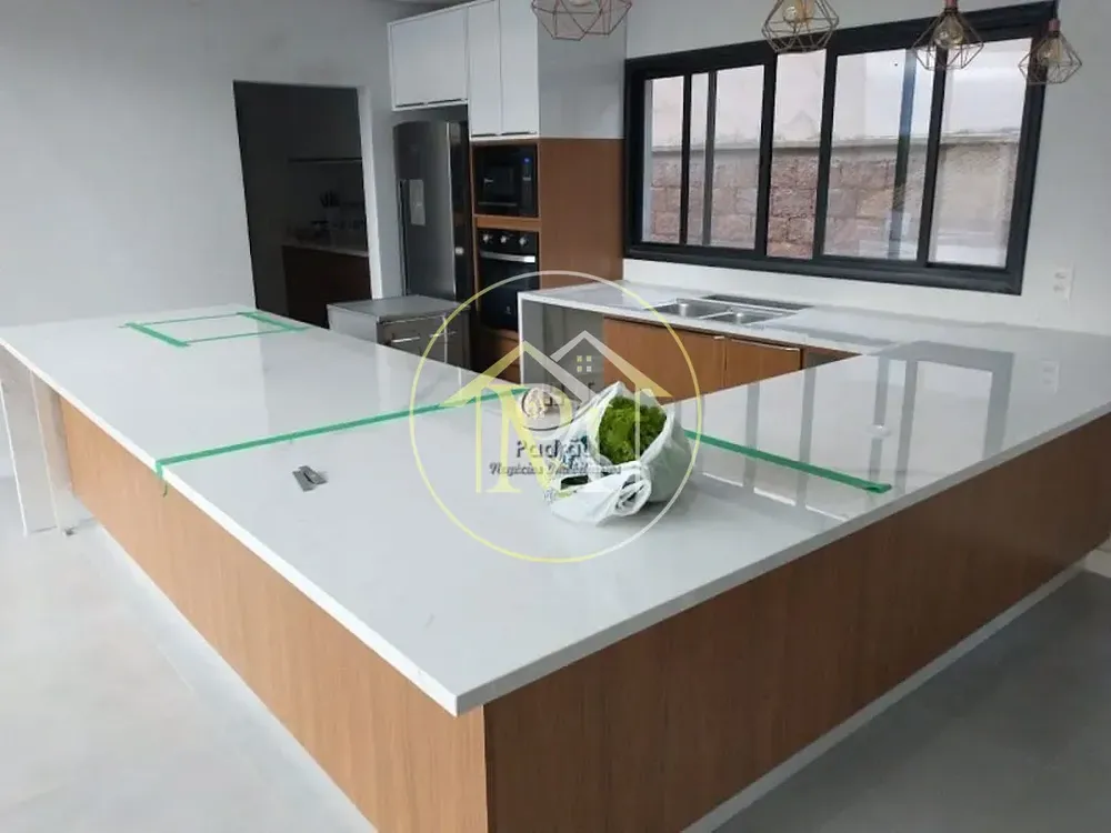 Casa, 4 quartos, 295 m² - Foto 1
