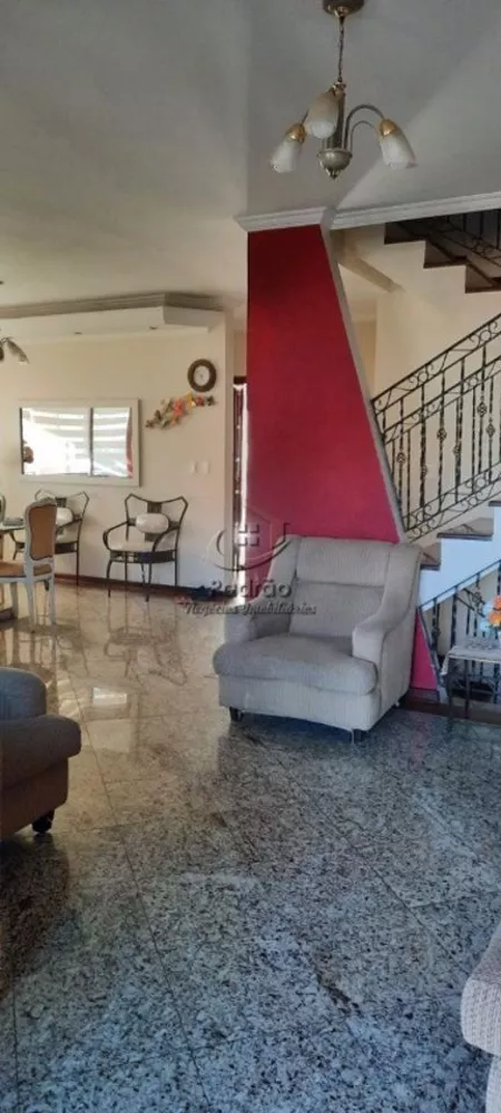 Casa à venda com 3 quartos, 400m² - Foto 4