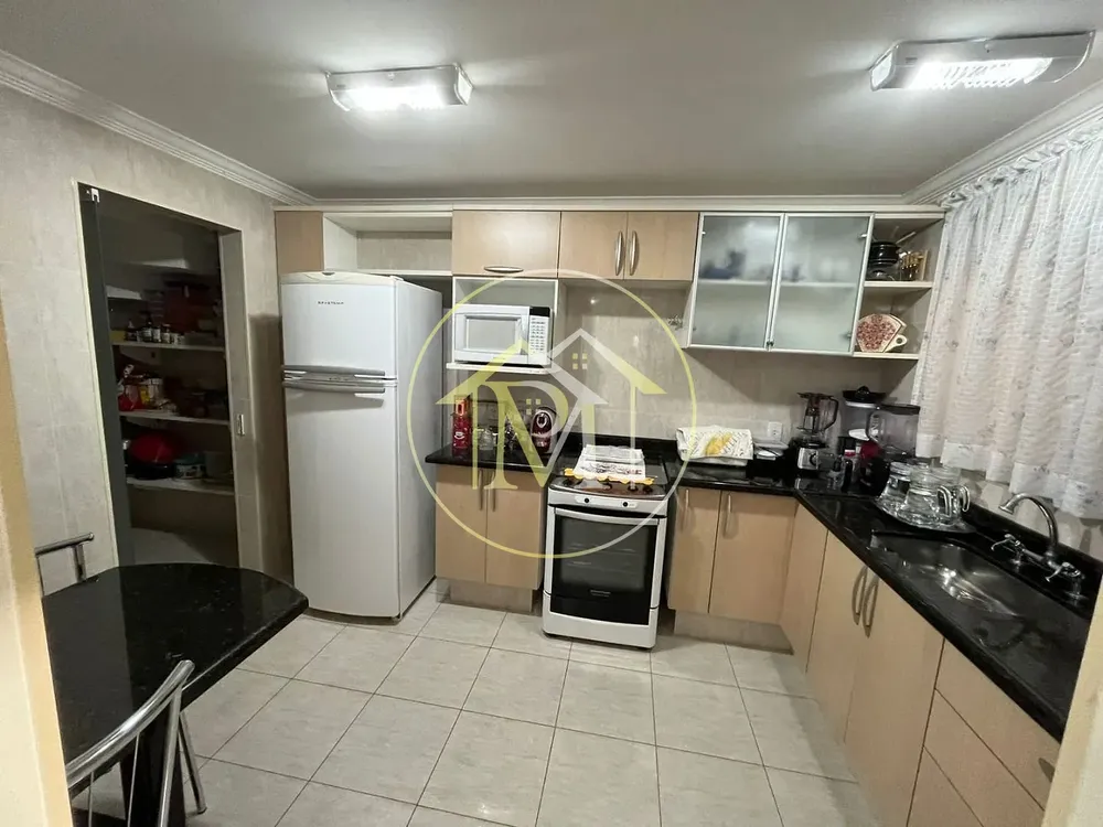 Casa, 4 quartos, 200 m² - Foto 9