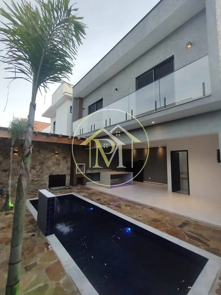 Casa, 3 quartos, 218 m² - Foto 1