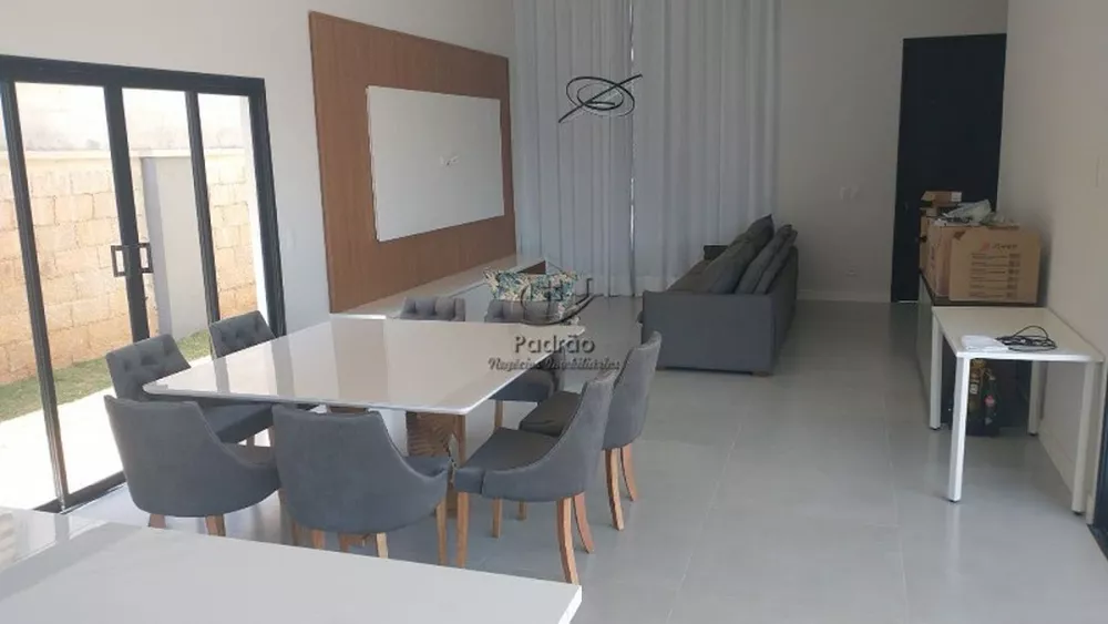 Casa de Condomínio à venda com 4 quartos, 295m² - Foto 3