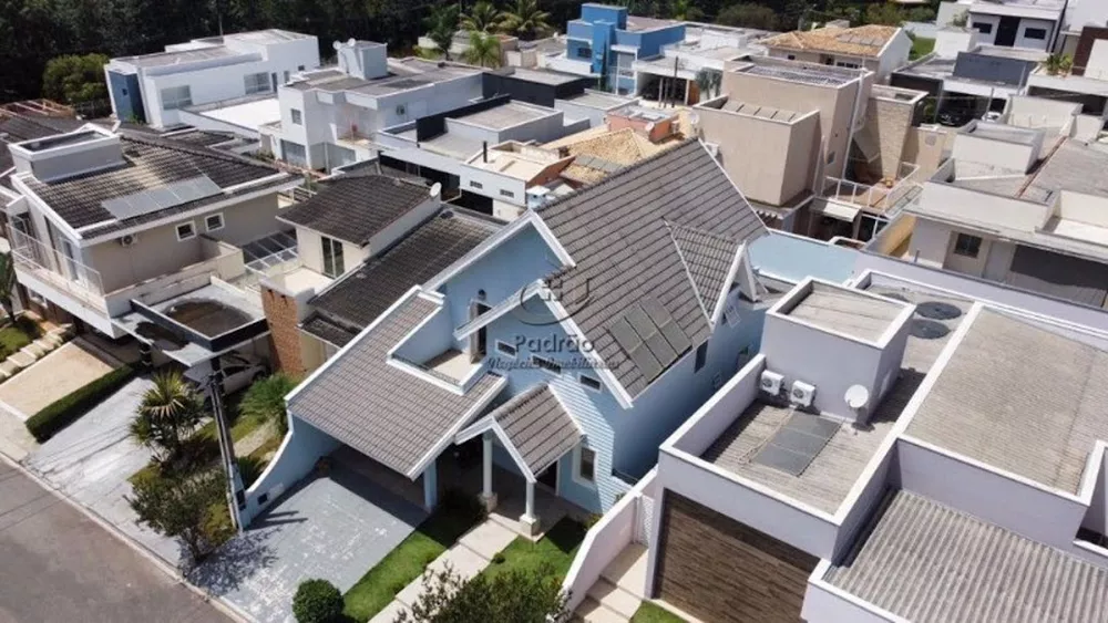 Casa de Condomínio à venda com 4 quartos, 300m² - Foto 3