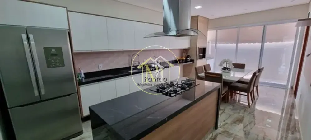 Casa, 3 quartos, 217 m² - Foto 4