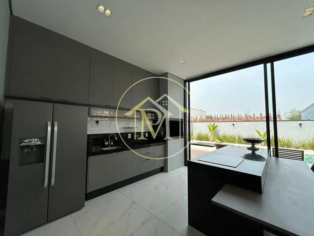 Casa, 4 quartos, 323 m² - Foto 1