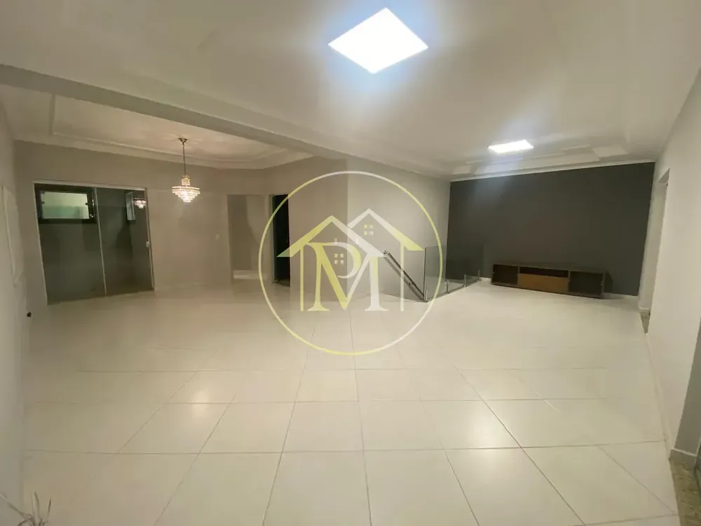Casa, 3 quartos, 225 m² - Foto 8
