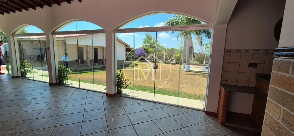 Sítio, 4 quartos, 400 m² - Foto 1