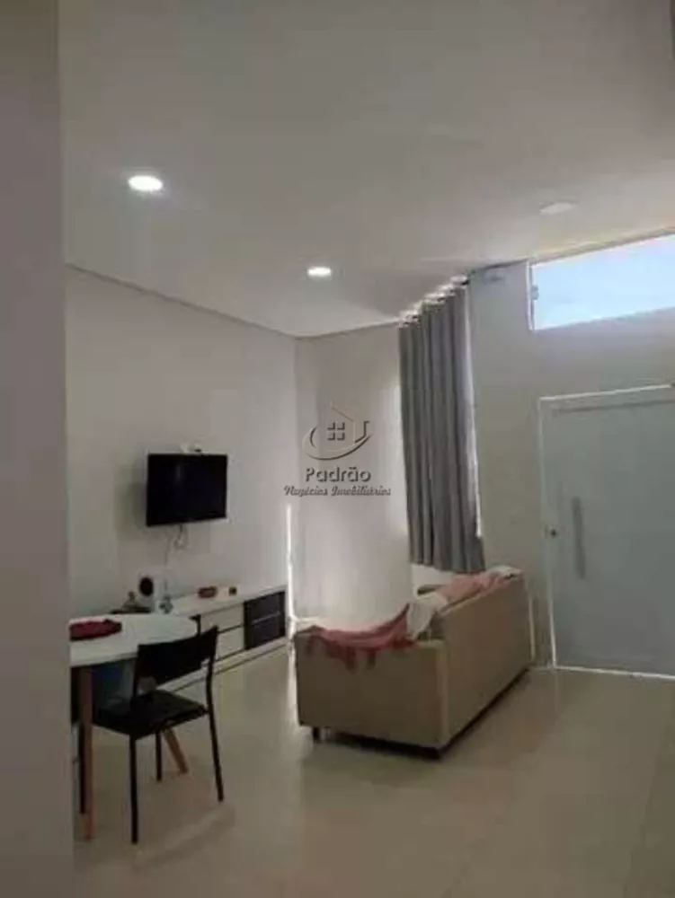 Casa de Condomínio à venda com 3 quartos, 180m² - Foto 1