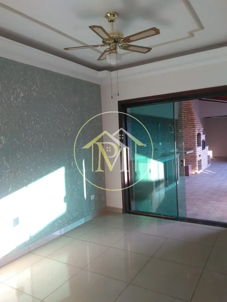 Casa, 3 quartos, 300 m² - Foto 2