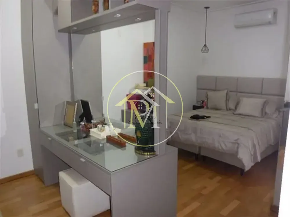 Casa, 6 quartos, 654 m² - Foto 1