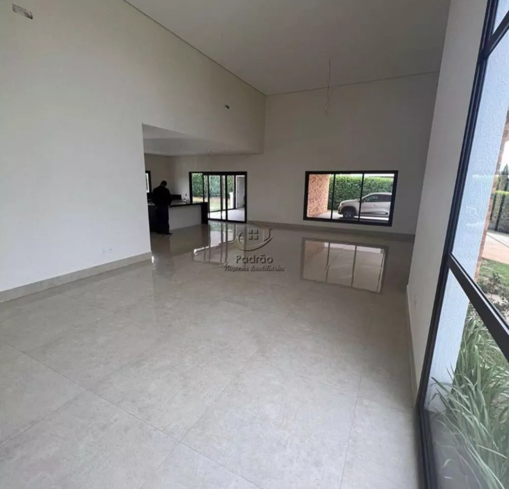 Casa de Condomínio à venda e aluguel com 4 quartos, 366m² - Foto 2