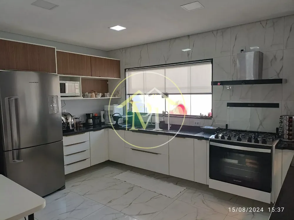 Casa, 4 quartos, 259 m² - Foto 4