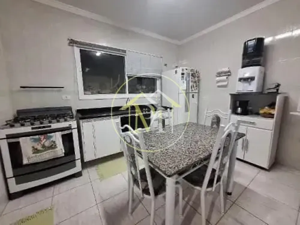 Casa, 3 quartos, 180 m² - Foto 9