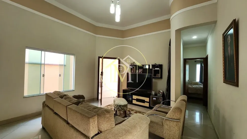 Casa, 3 quartos, 174 m² - Foto 1