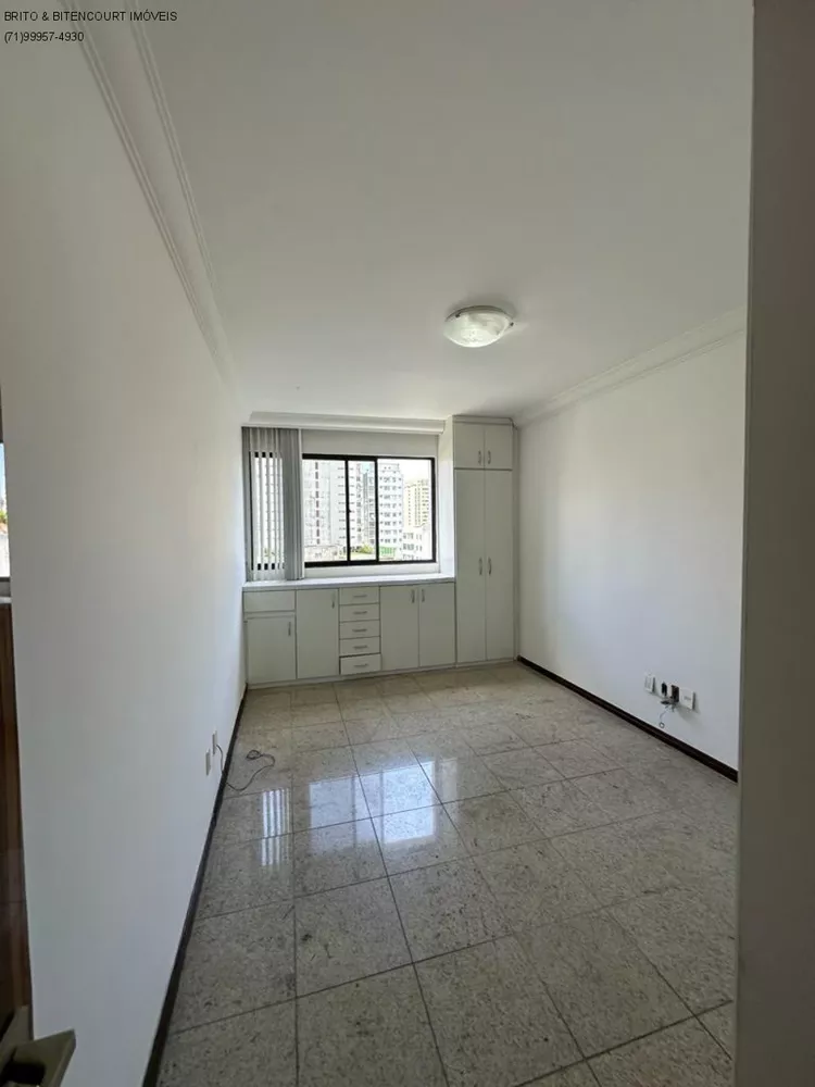 Apartamento à venda com 4 quartos, 215m² - Foto 11