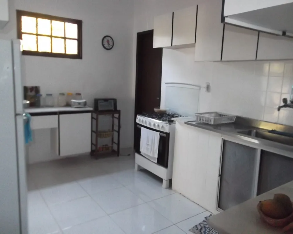 Casa, 3 quartos, 210 m² - Foto 1