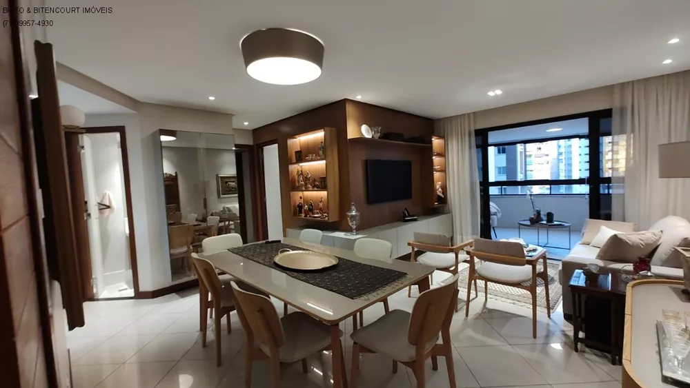 Apartamento à venda com 3 quartos, 132m² - Foto 2