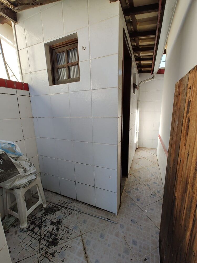 Casa à venda com 3 quartos, 200m² - Foto 2