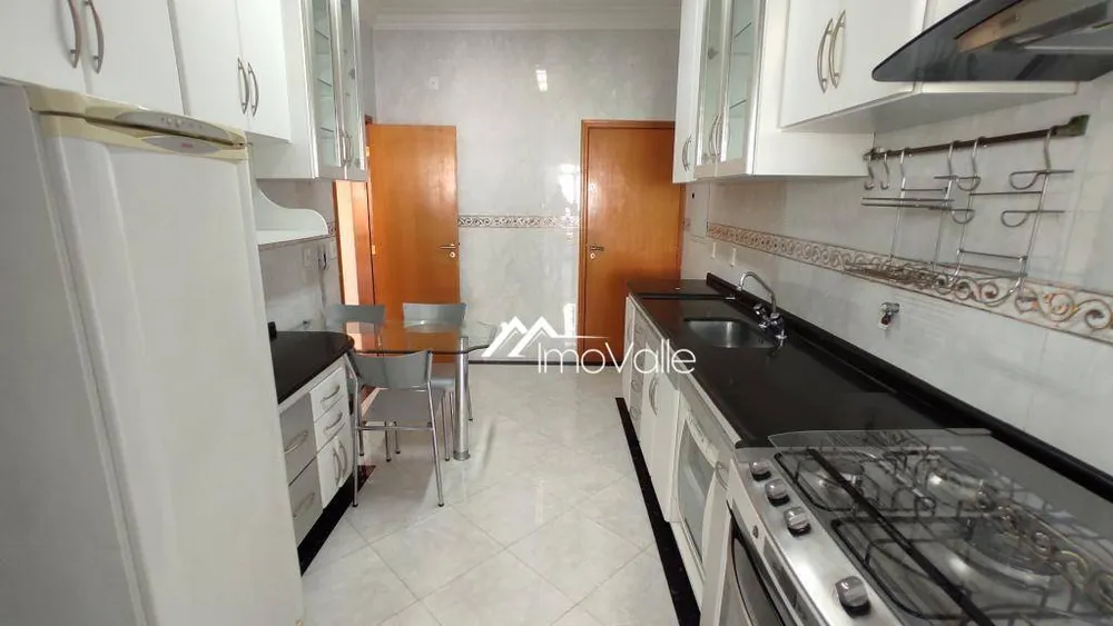 Cobertura, 4 quartos, 262 m² - Foto 2