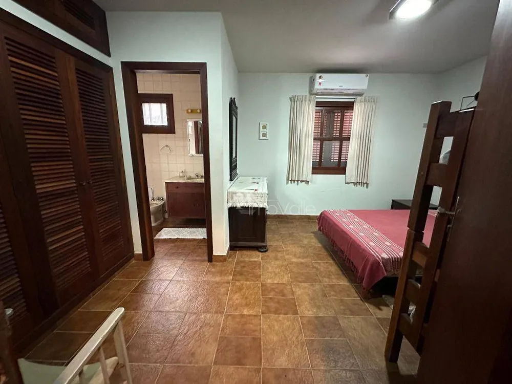 Casa, 3 quartos, 200 m² - Foto 9