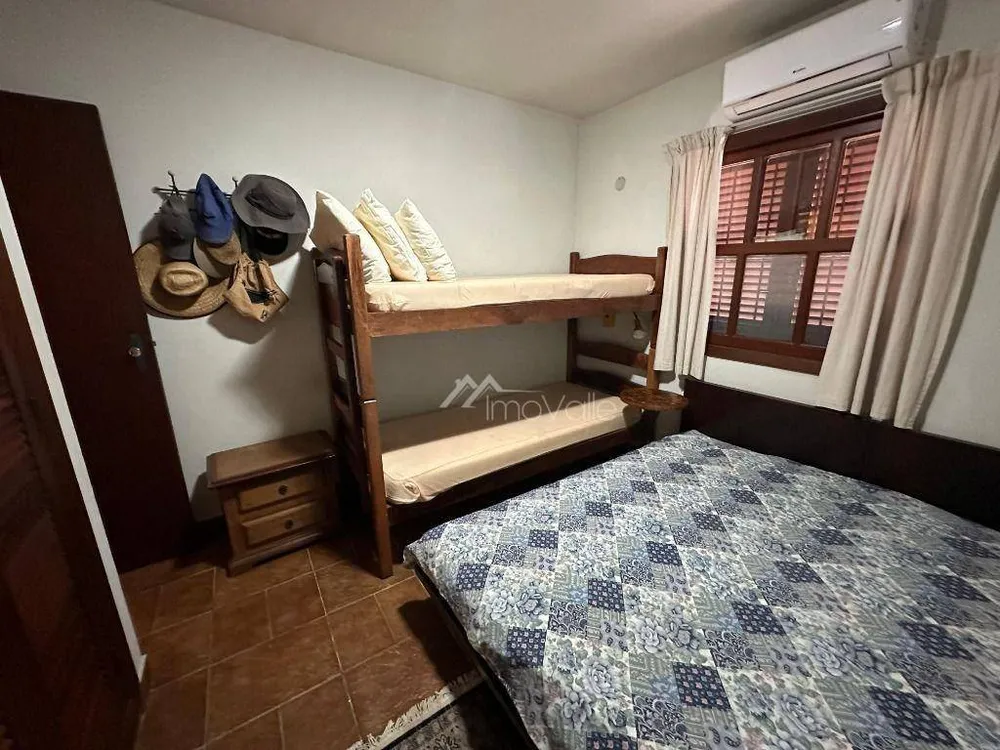 Casa, 3 quartos, 200 m² - Foto 13